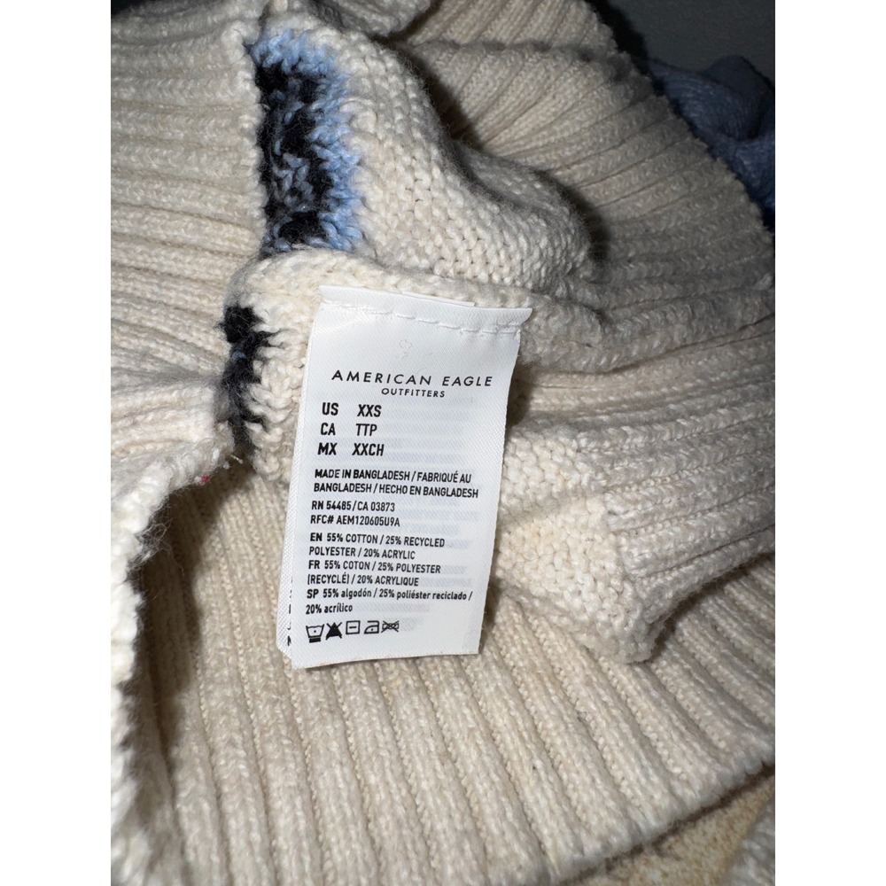 American Eagle Snoopy Peanuts Blue White Mock Neck Sweater XXS RARE - Picture 5 of 5